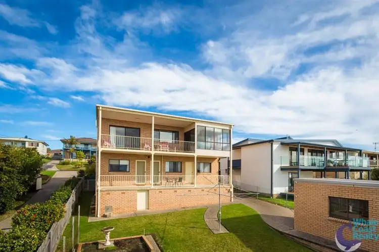 38 Hillside Cres, Kianga NSW 2546