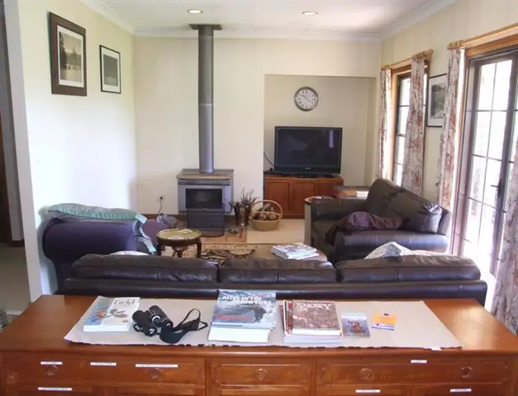 Fifth view of Homely alpine listing, 33 Marsh Lane, Jindabyne NSW 2627
