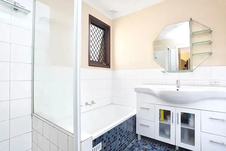 Fifth view of Homely villa listing, 3/27-31 Campbell Hill Rd, Chester Hill NSW 2162