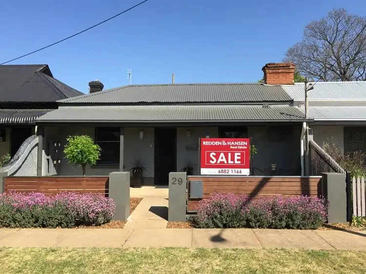 29 Percy St, Wellington NSW 2820