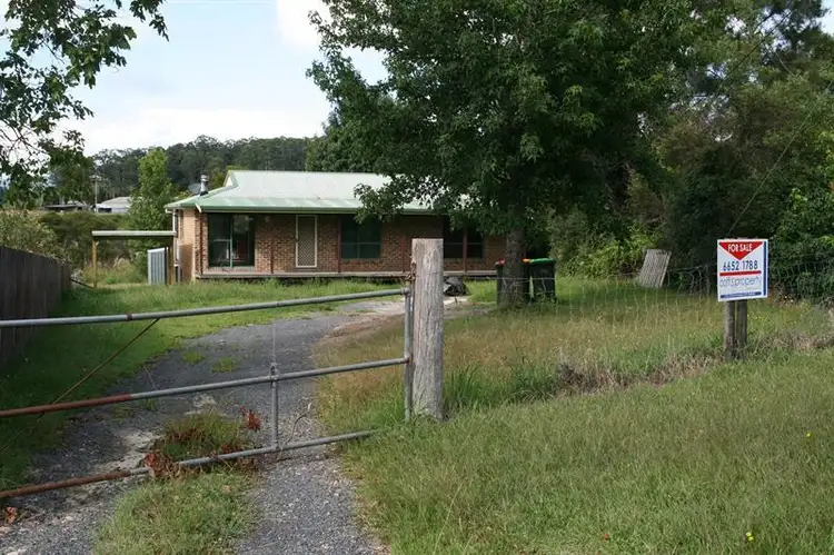 9 Lorne St, Lowanna NSW 2450