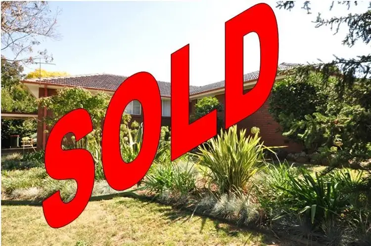 2 Pulari Pl, Orange NSW 2800