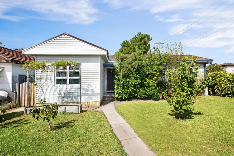 282 Ocean Beach Road