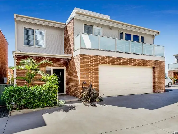 12/16 Campbell Street, Woonona NSW 2517