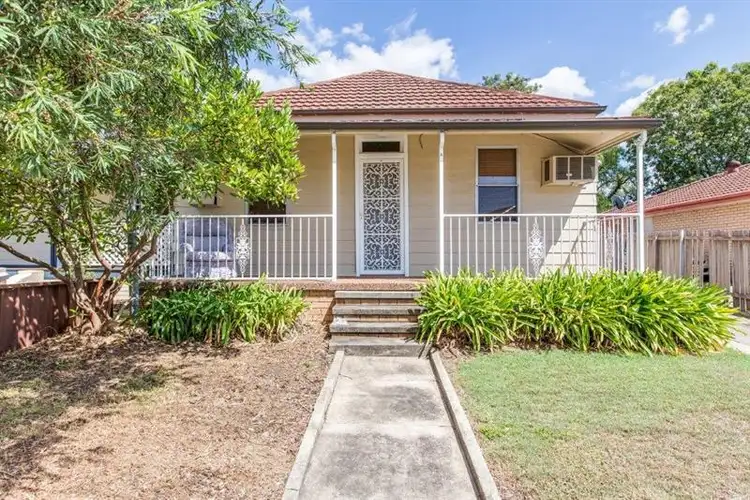 35 Clarke St, Wallsend NSW 2287