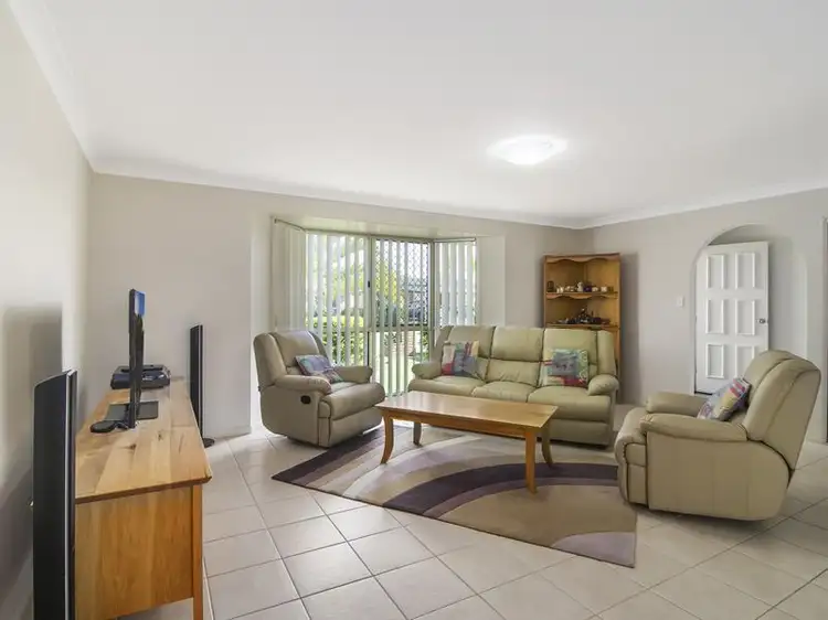 64 Bergamont St, Elanora QLD 4221
