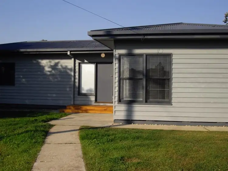 Seventh view of Homely house listing, 2 Hawkins St, Howlong NSW 2643