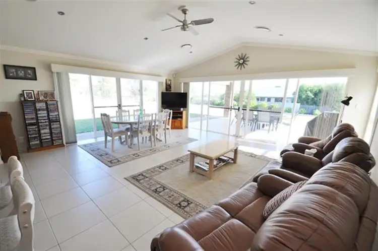 Sixth view of Homely house listing, 19 Glenabbey  Dr, Dubbo NSW 2830