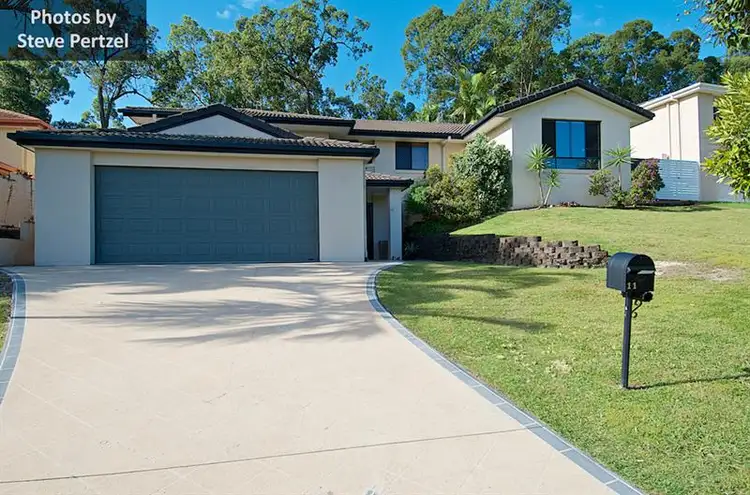 11 Chichester Dr, Arundel QLD 4214