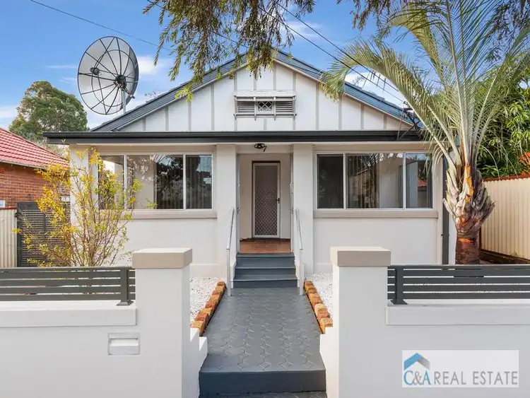 7 Chestnut Rd, Auburn NSW 2144
