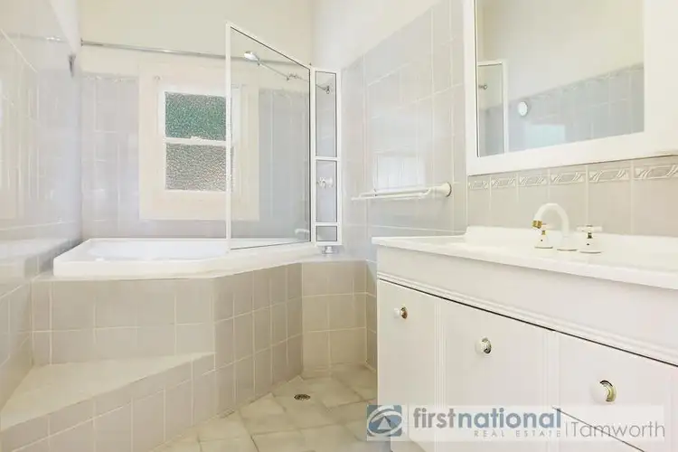 Sixth view of Homely house listing, 11 Upper St, Tamworth NSW 2340