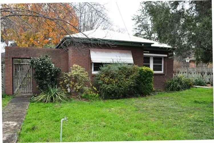 15 Ford St, Wellington NSW 2820
