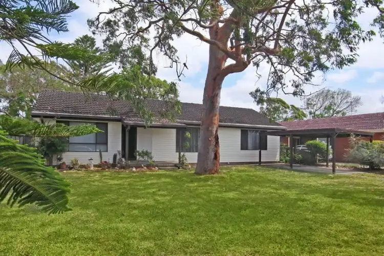 2 Watkin Ave, Woy Woy NSW 2256