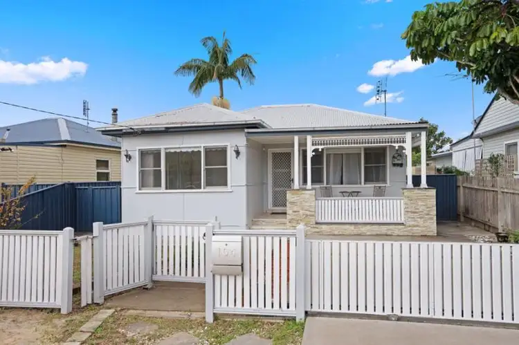 104 Paton St, Woy Woy NSW 2256