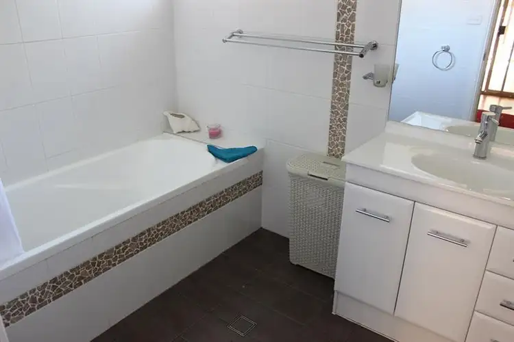 Fifth view of Homely house listing, 15 Potter Cl, Dubbo NSW 2830