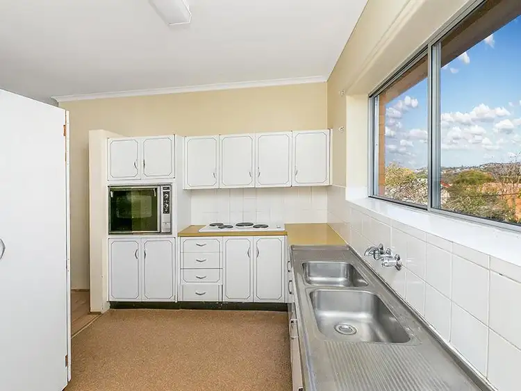 Sixth view of Homely unit listing, 4/19 King St, Annerley QLD 4103