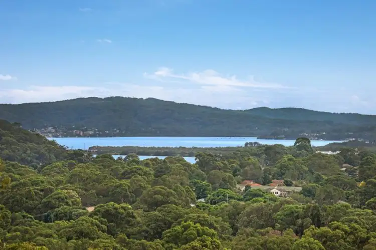 68 Timbertop Dr, Umina Beach NSW 2257
