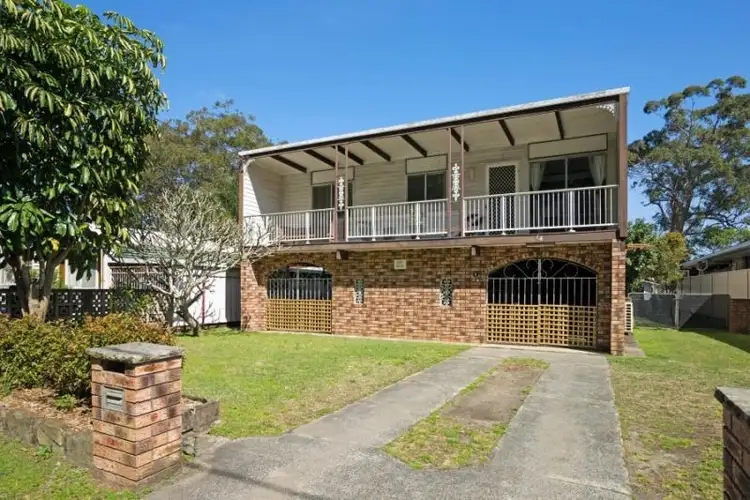 14 Hood St, Ettalong Beach NSW 2257