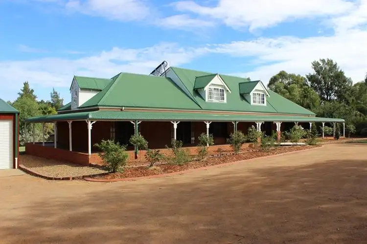 1 Renshaw Dr, Dubbo NSW 2830