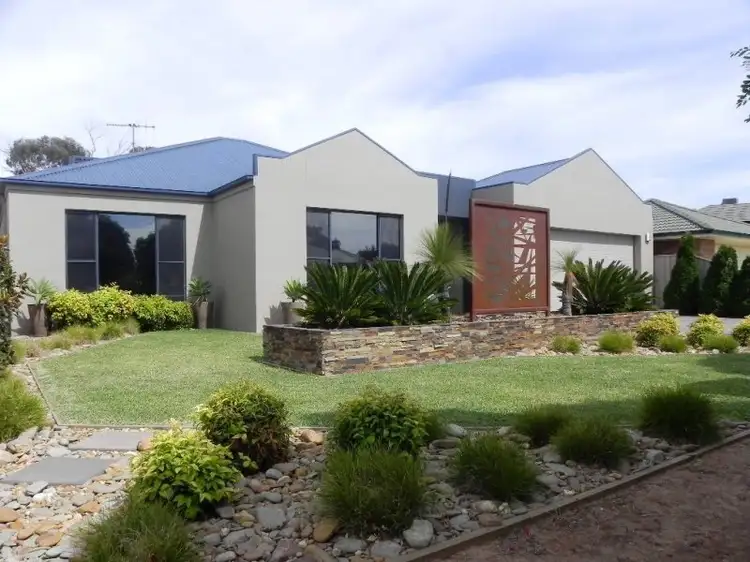 26 William Street, Rochester VIC 3561