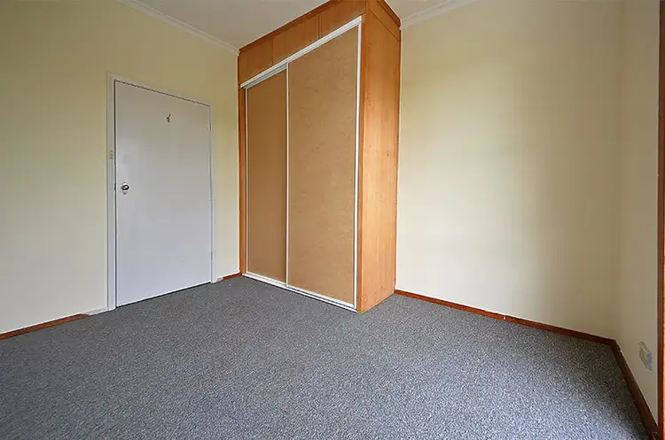 Sixth view of Homely house listing, 5 Mulga Court, Portland VIC 3305