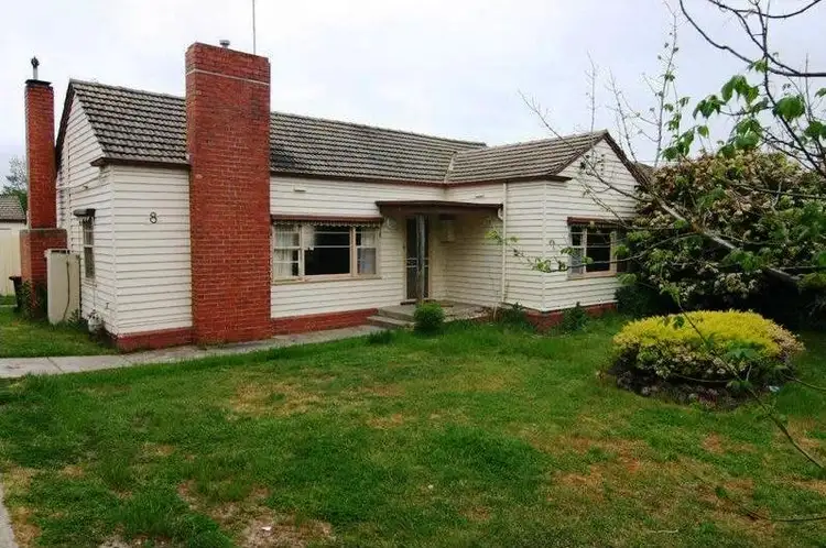 8 Baird Street, Ararat VIC 3377