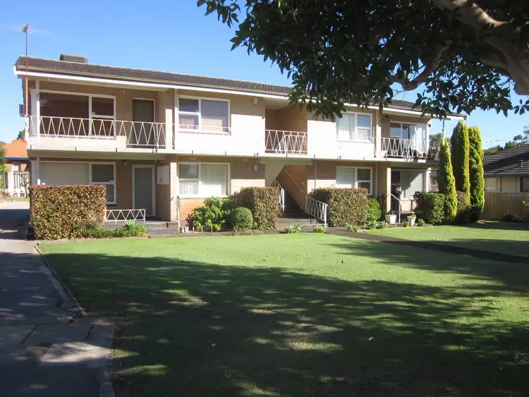 2/17 Baldwin St, Como WA 6152