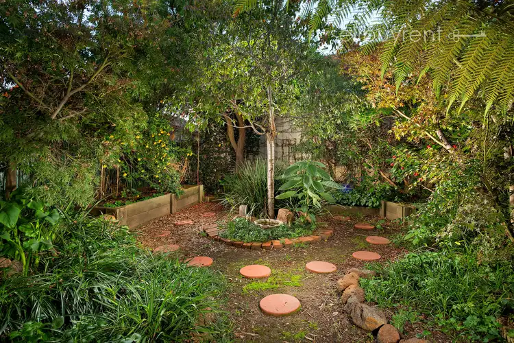 Fifth view of Homely house listing, 124 THOMAS MITCHELL DRIVE, Wodonga VIC 3690