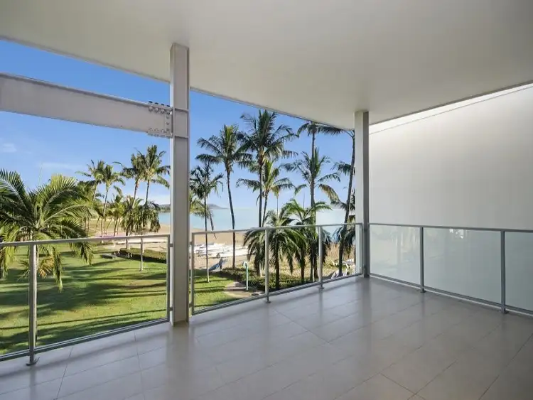 5A Mariners Drive, Townsville City QLD 4810