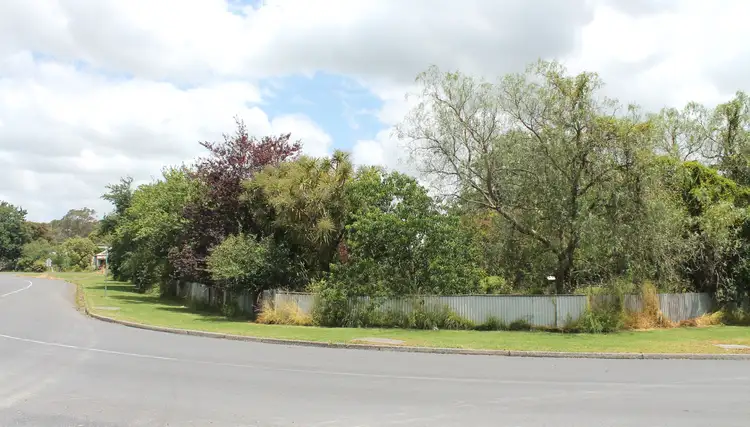 32 Bennett Street, Longwarry VIC 3816