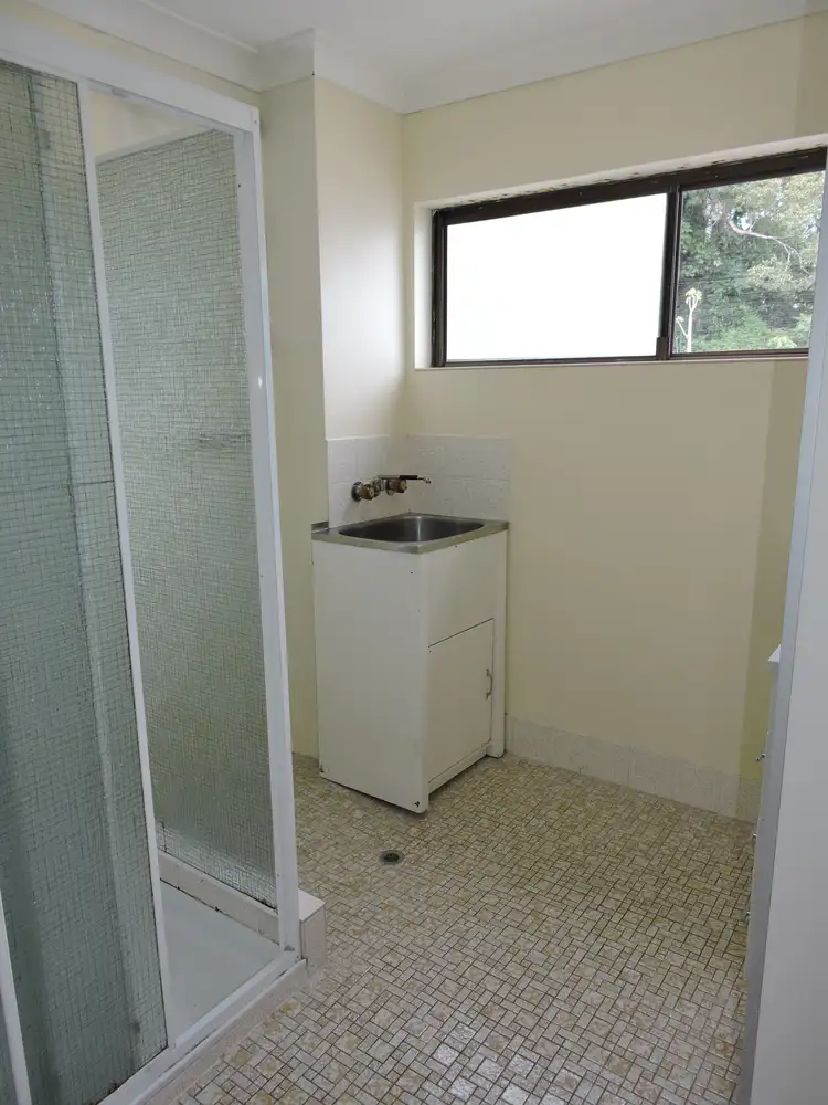 Sixth view of Homely unit listing, 4/29 Orchard Street, Toowong QLD 4066