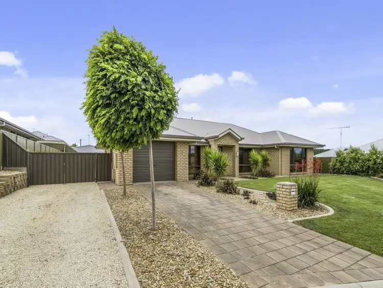 Second view of Homely house listing, 8 Rosemont Place, Mount Gambier SA 5290