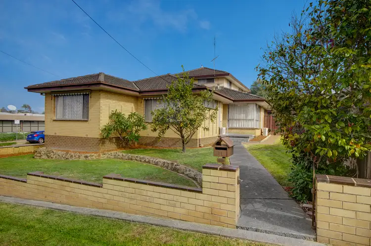 11 Cheam Walk, Highton VIC 3216