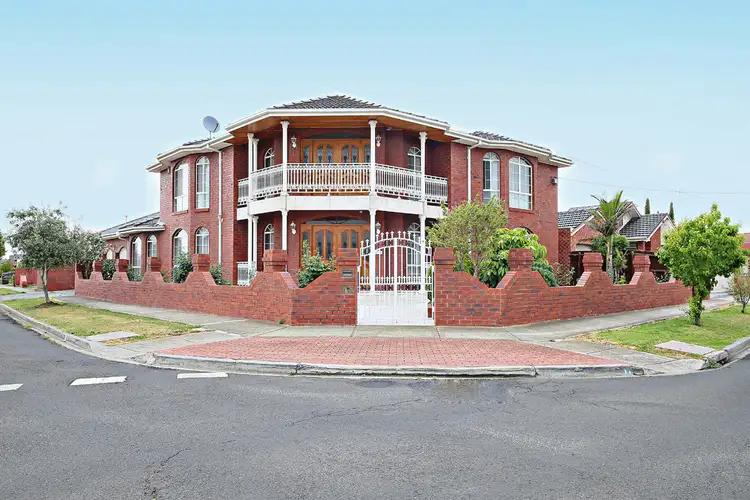 17 Egan St, Deer Park VIC 3023