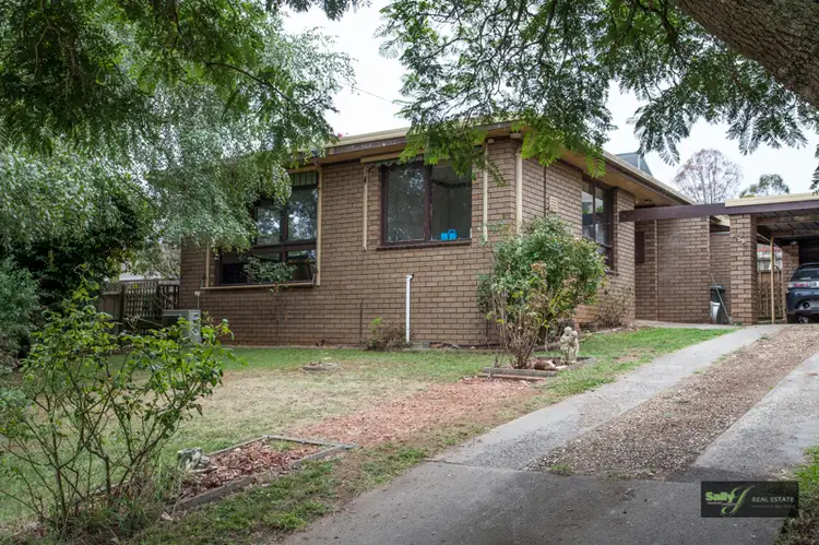 53 Church Street, Drouin VIC 3818