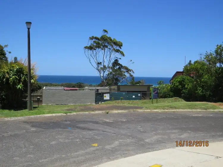 6B Kanandah Ct, Ocean Shores NSW 2483