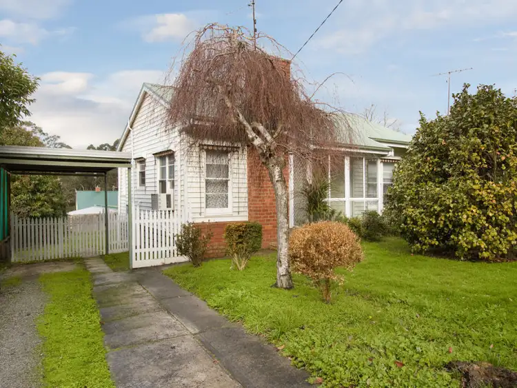 18 Centre Avenue, Warragul VIC 3820