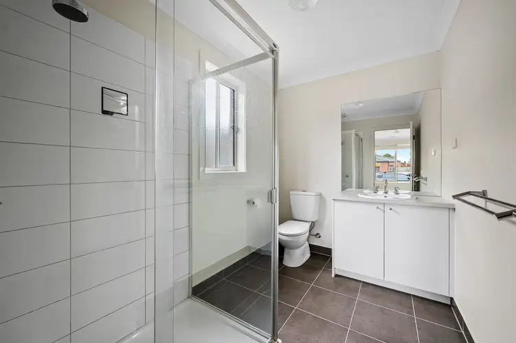 Seventh view of Homely house listing, 4 Frogmores Street, Pakenham VIC 3810