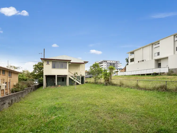 49 Davenport Street, Chermside QLD 4032
