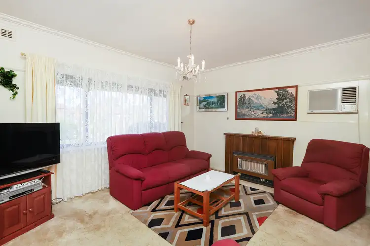 Fifth view of Homely house listing, 5 Highlands Avenue, Airport West VIC 3042