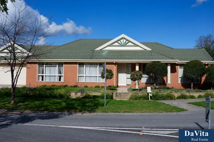 22 Chatswood Drive, Narre Warren South VIC 3805