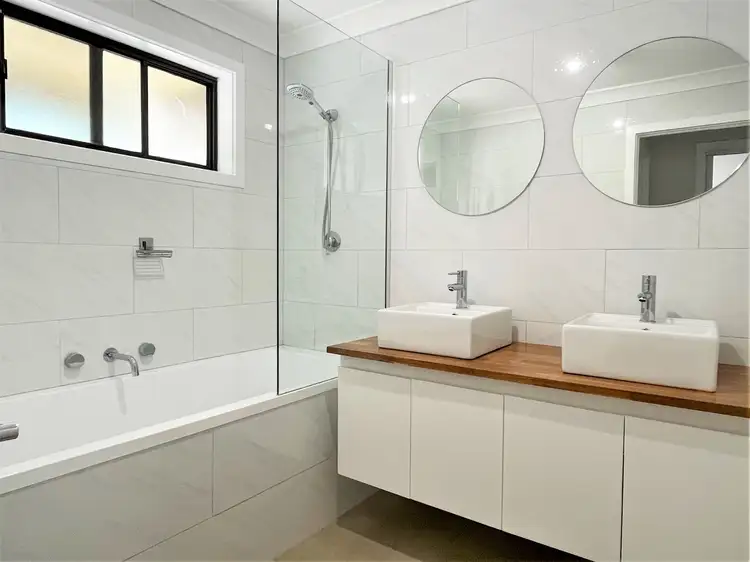Third view of Homely house listing, 186 Murlong Street, Swan Hill VIC 3585