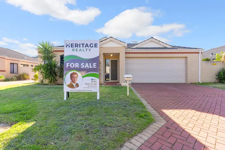 4/40 Mica Mews Street, Wattle Grove WA 6107