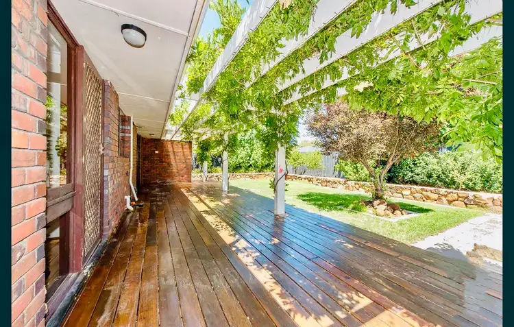 18 Mirrelia Way, Riverton WA 6148