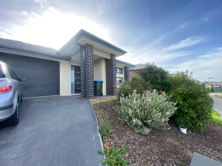 54 Wagner Drive, Werribee VIC 3030