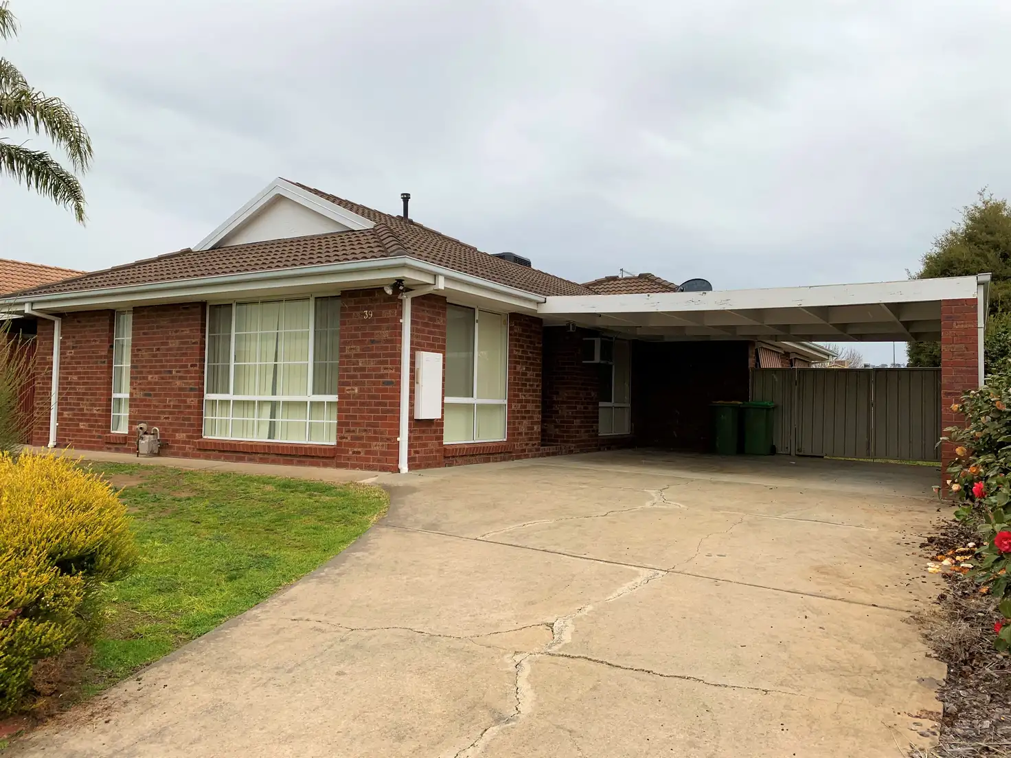Main view of Homely house listing, 39 EDINBURGH CIRCUIT, Wodonga VIC 3690