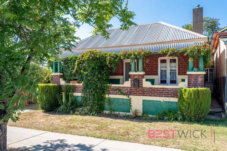 52 Stewart Street, Bathurst NSW 2795