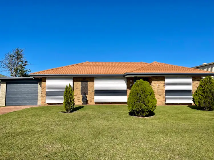 6 King Arthur Court, Urangan QLD 4655