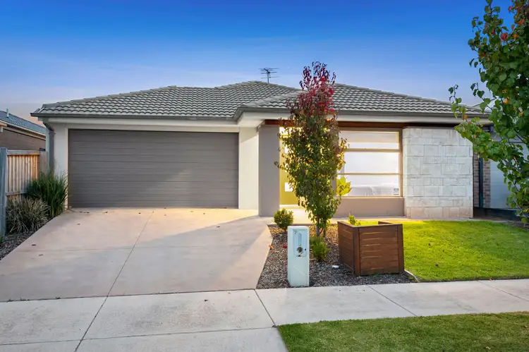 7 Oakdale Street, Charlemont VIC 3217
