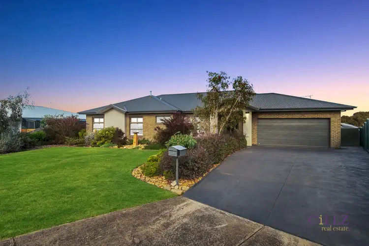 Second view of Homely house listing, 39 Maddison Circuit, Darley VIC 3340